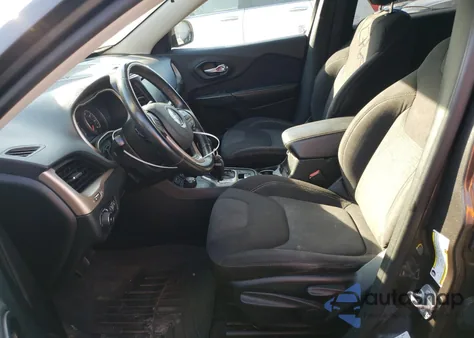 2015 Jeep Cherokee Latitude из США, поврежденный, VIN 1C4PJMCS7FW571300